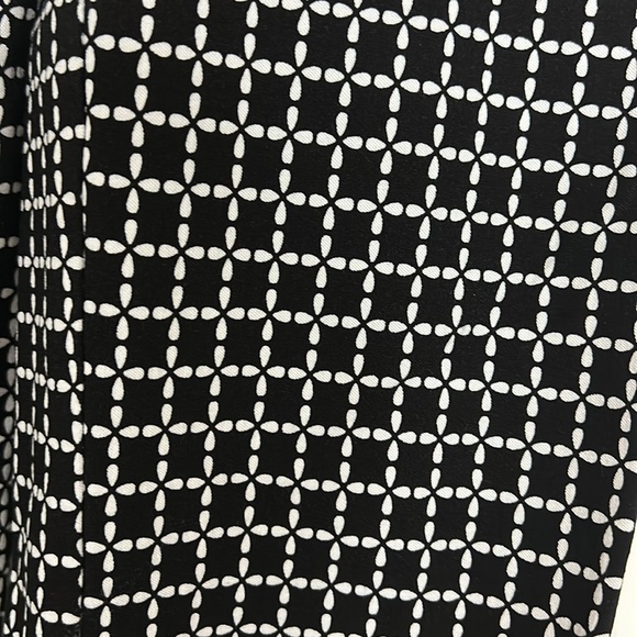 Soho Apparel Limited Black and White Leggings - Picture 2 of 4